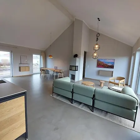 בית נופש Feldkoje - Luxurioeses Design-Ferienhaus Mit Kamin Und Feldrandlage