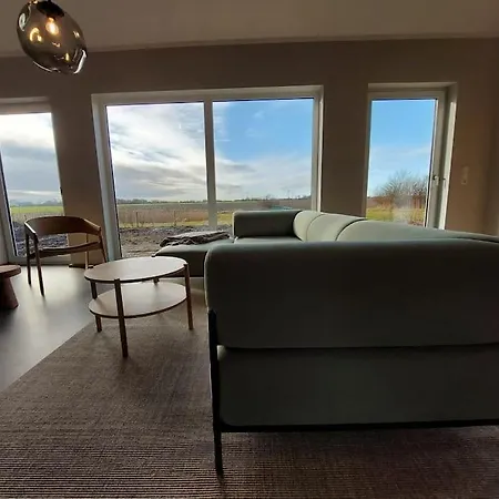 Feldkoje - Luxurioeses Design-Ferienhaus Mit Kamin Und Feldrandlage